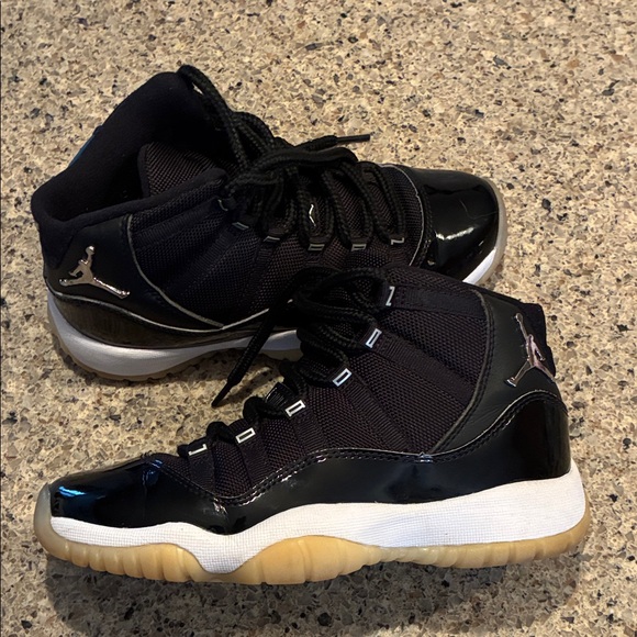 jubilee jordan 11 youth